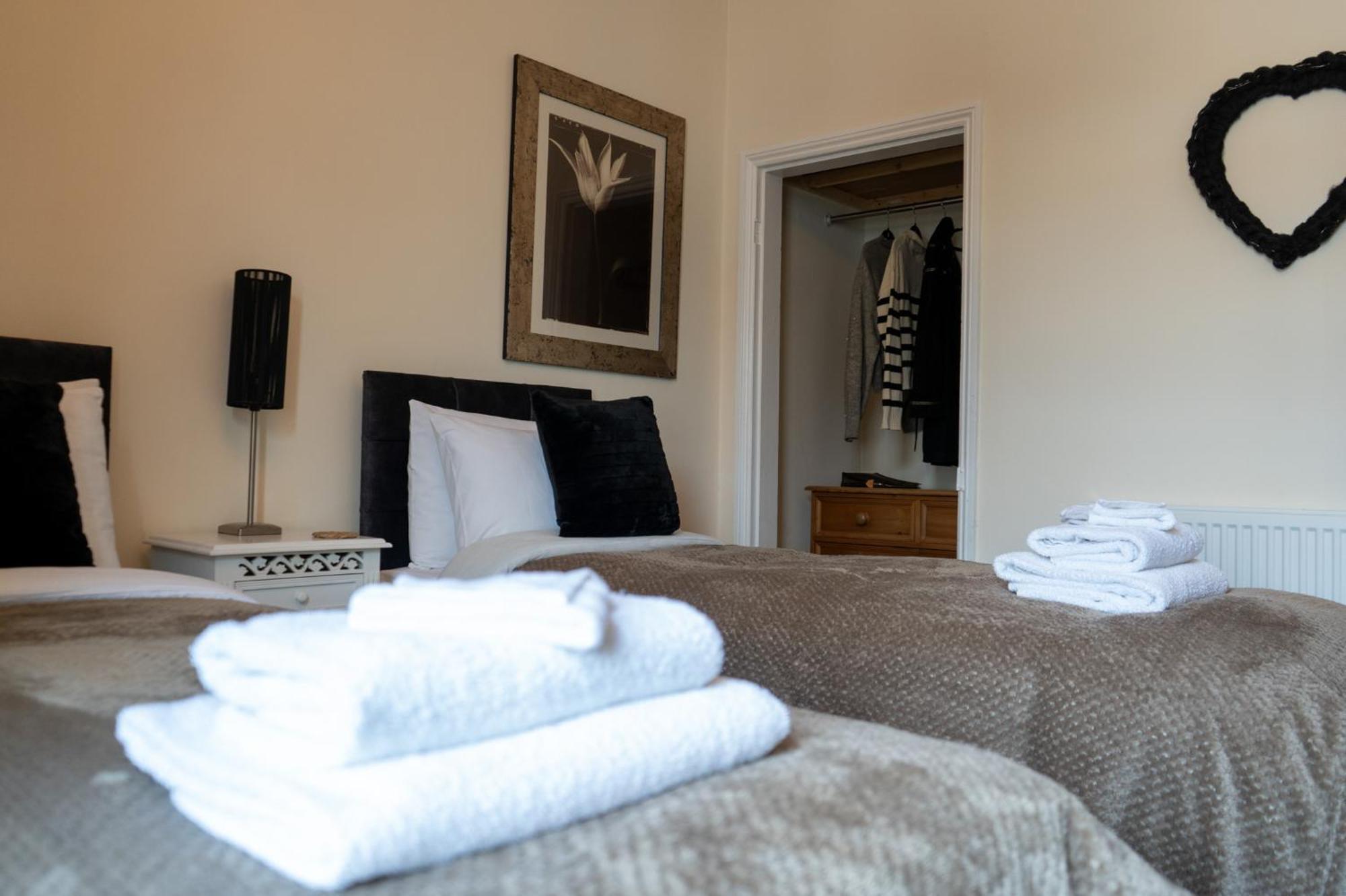 הוילה The Plumb Townhouse In Warwick Centre מראה חיצוני תמונה