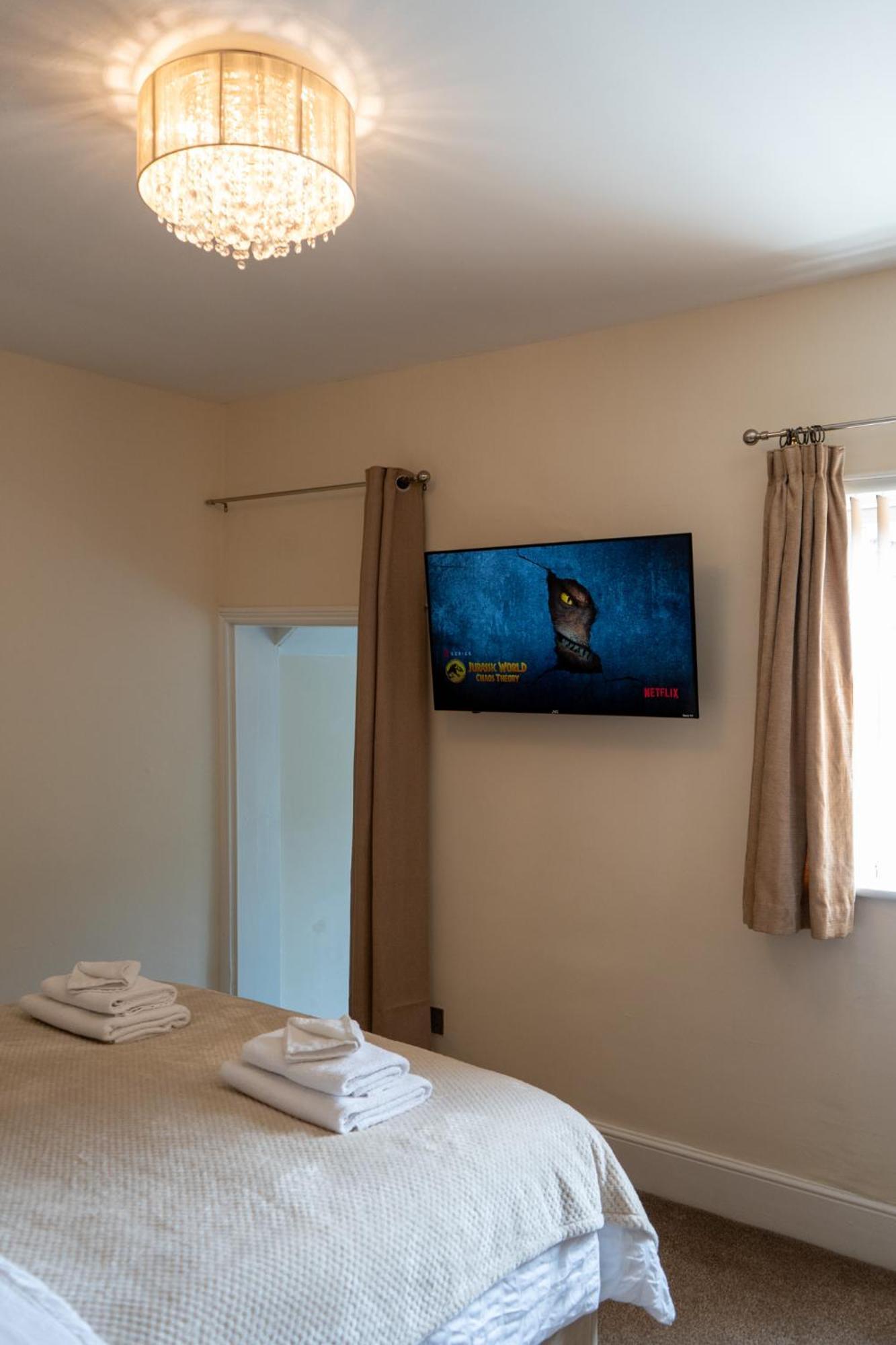 הוילה The Plumb Townhouse In Warwick Centre מראה חיצוני תמונה
