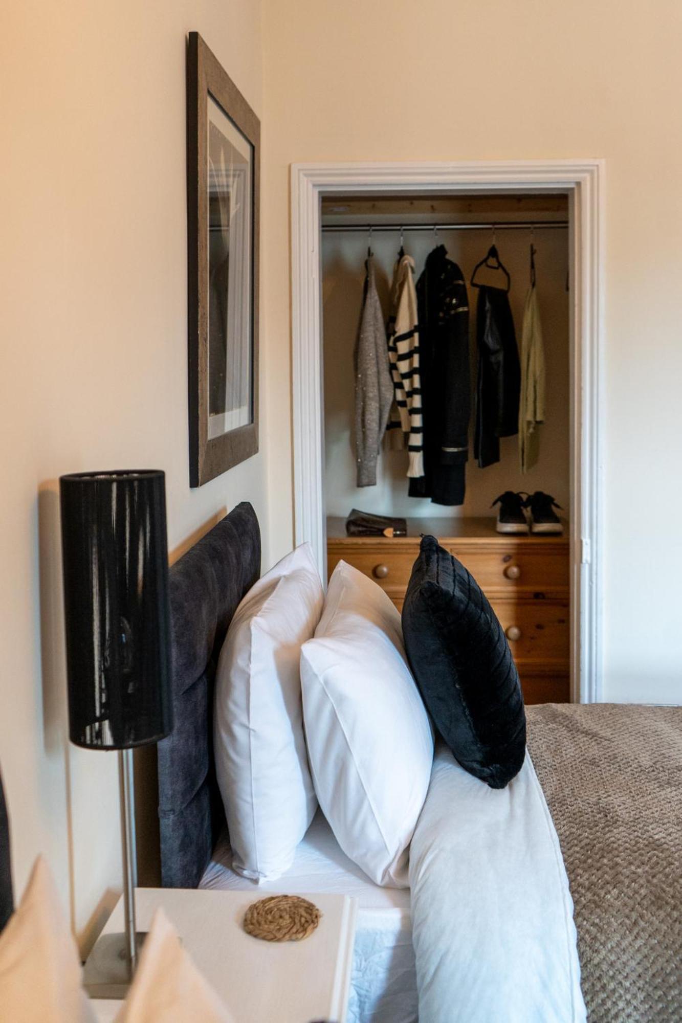 הוילה The Plumb Townhouse In Warwick Centre מראה חיצוני תמונה